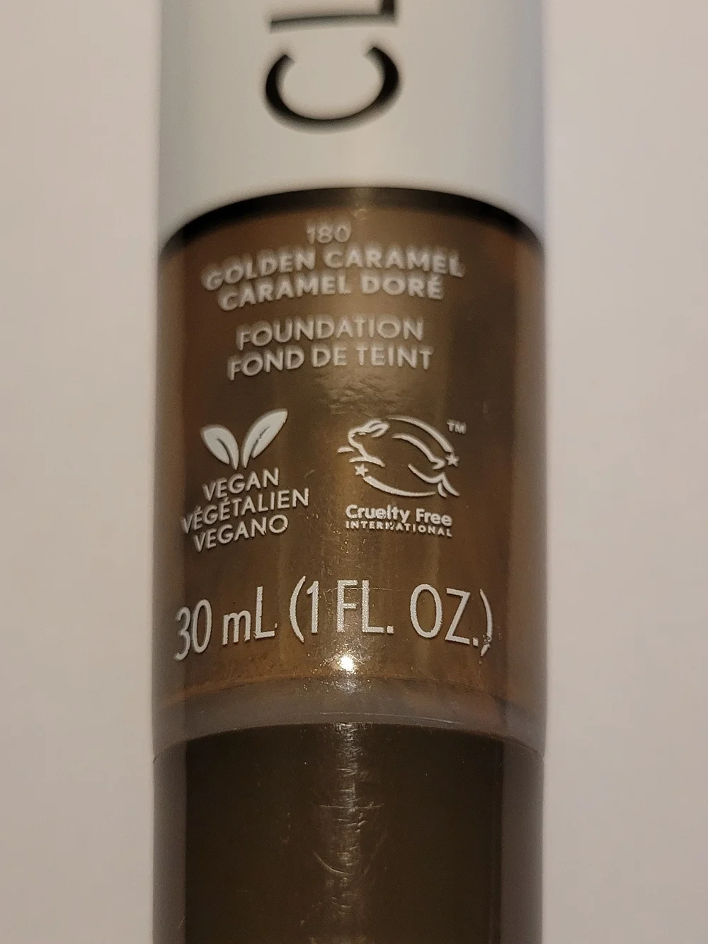 COVERGIRL Clean Invisible Foundation – Golden Caramel